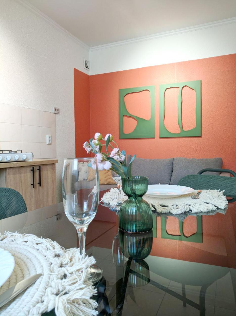 Best Apartment In The Center Мукачево Экстерьер фото