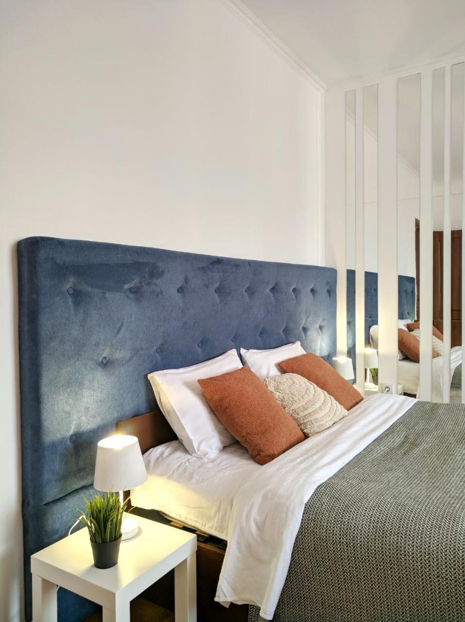 Best Apartment In The Center Мукачево Экстерьер фото